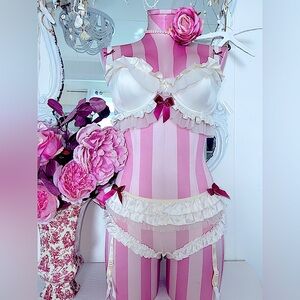 Victoria’s Secret Ivory Satin Ruffle Bows Sexy Little Things Bra Panty Set